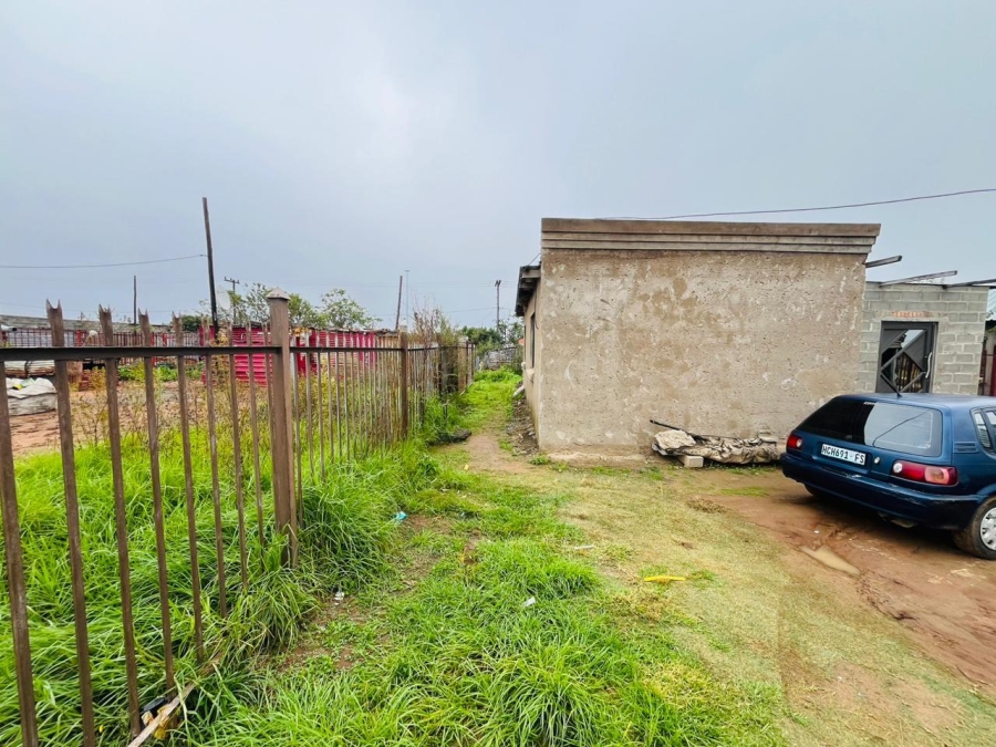 2 Bedroom Property for Sale in Caleb Motsoabi Free State